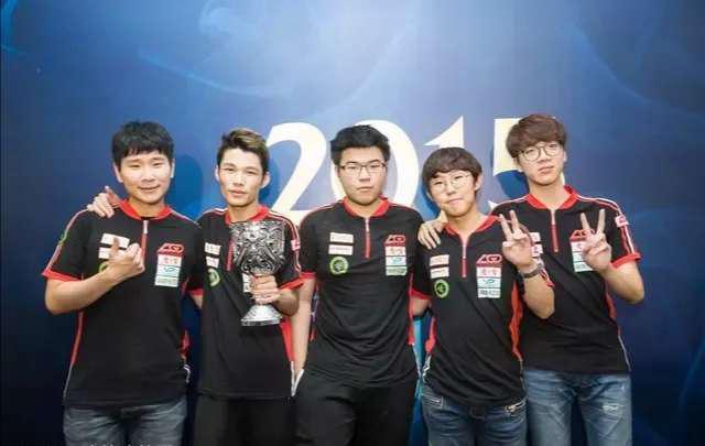 赛中呈现出 赛中呈现出