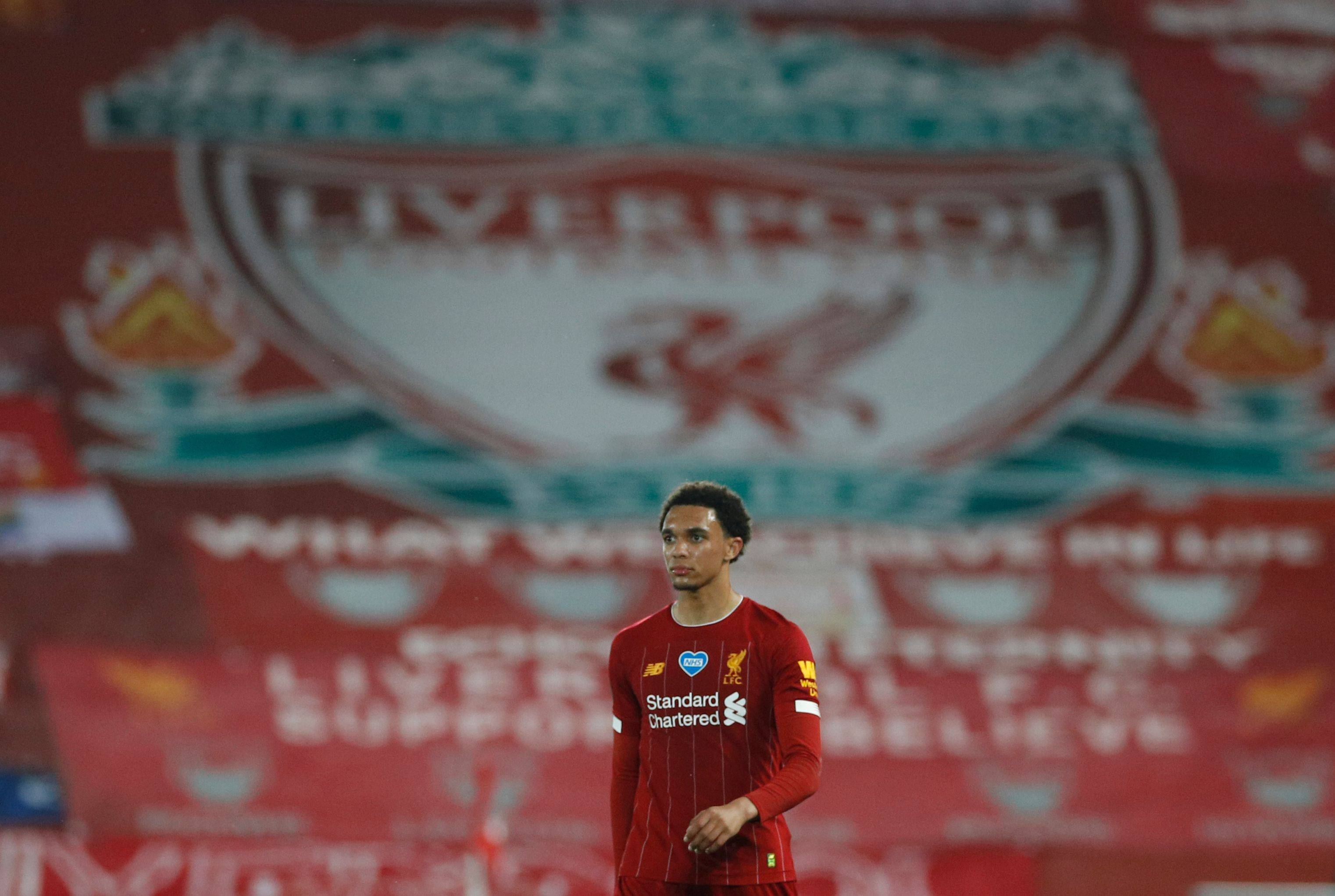 守型中场 守型中场