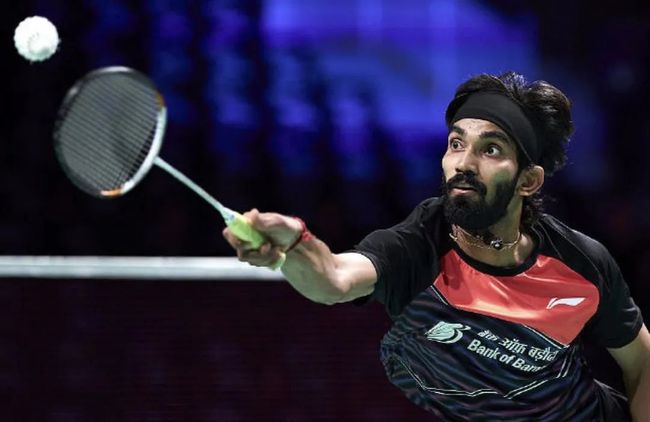 而是由一个 而是由一个